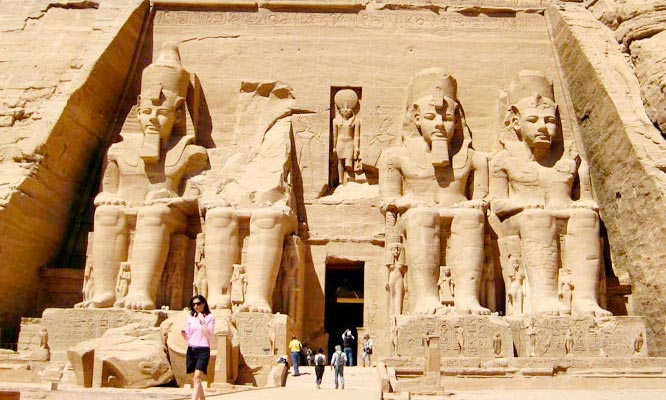 2 Days Tours from Hurghada to Abu Simbel & Luxor | Hurghada to Abu Simbel Tour