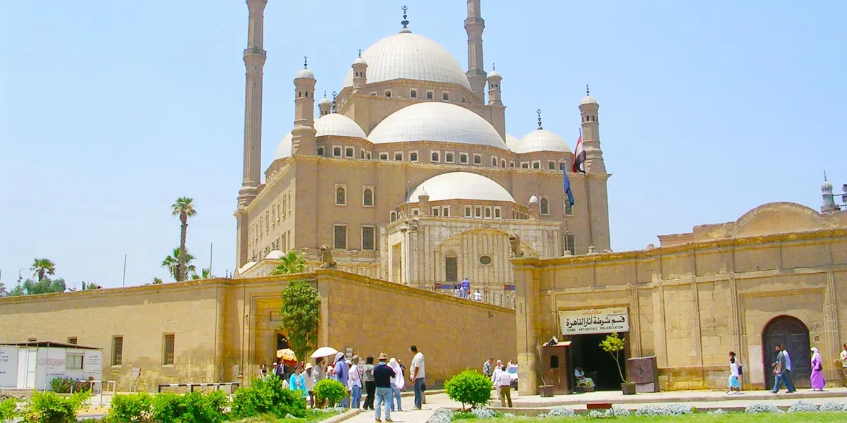 Cairo City Tour to the Egyptian Museum, Citadel & Old Cairo