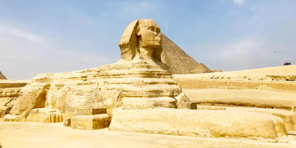 Tour to Cairo and Giza Pyramids From Port Said