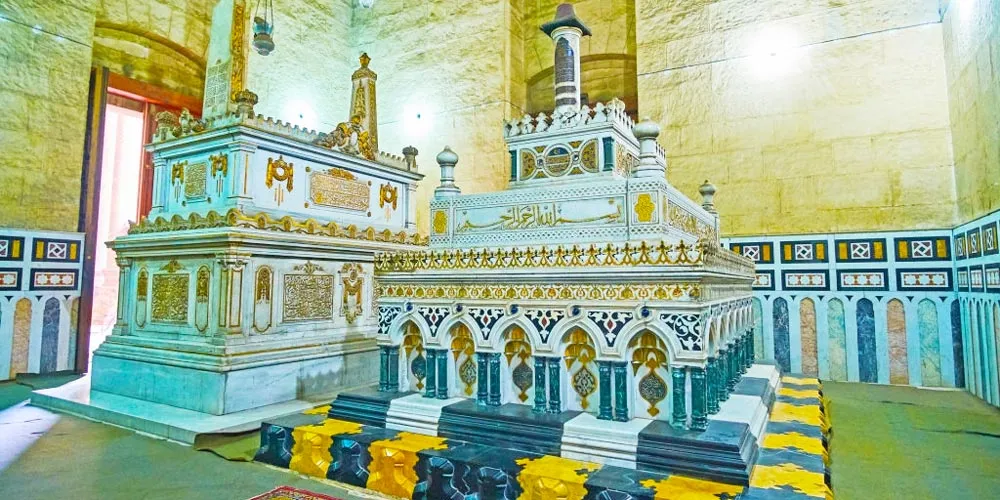 Al-Rifa'i Mosque of Cairo - Al-Rifa'i Mosque Facts - Al-Rifa'i Mosque Burials
