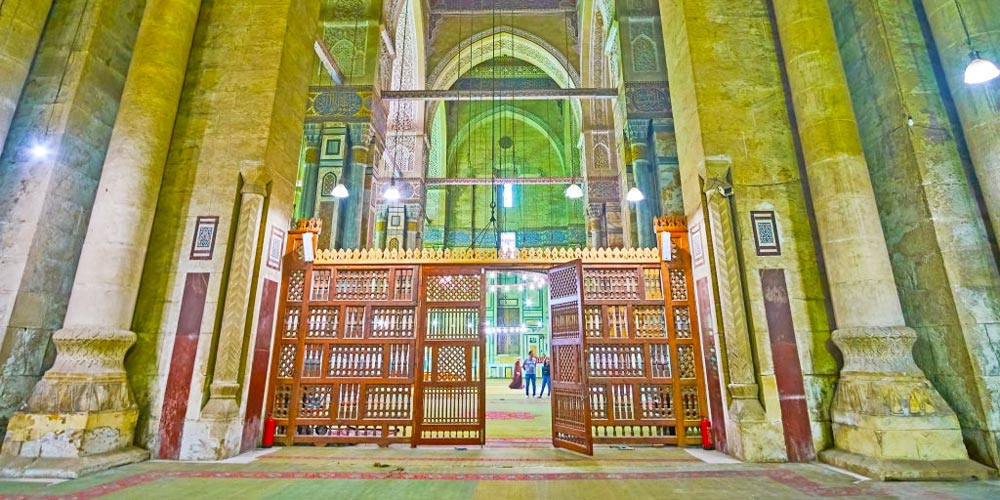 Al-Rifa'i Mosque of Cairo - Al-Rifa'i Mosque Facts - Al-Rifa'i Mosque Burials