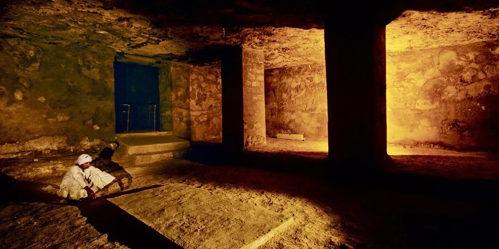 Amenhotep IV Akhenaten Tomb - Trips in Egypt