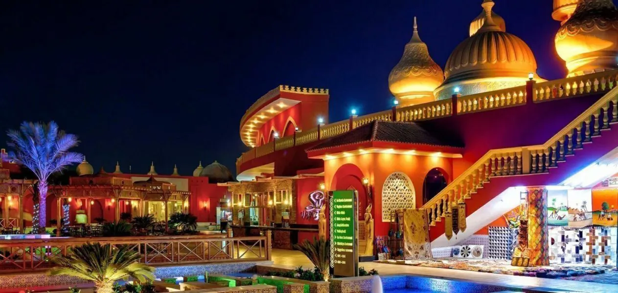 How to Spend the Night in Hurghada