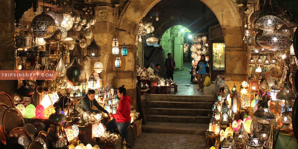 Khan El Khalili Bazaar Gallery – Trips in Egypt