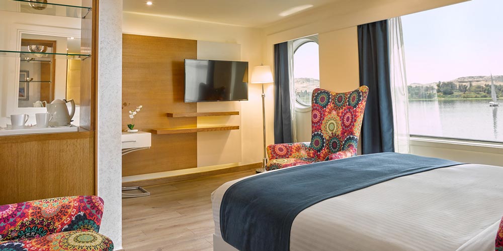 Presidential Suite of MS Acamar Nile Cruise – Trips in Egypt