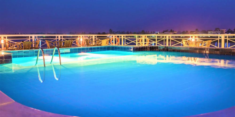 Swimming Pool of Crown Jewel Nile Cruise – Trips in Egypt