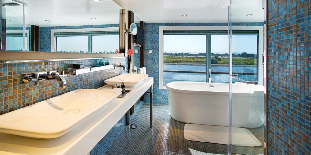 Bathroom of Oberoi Philae Nile Cruise – Trips in Egypt
