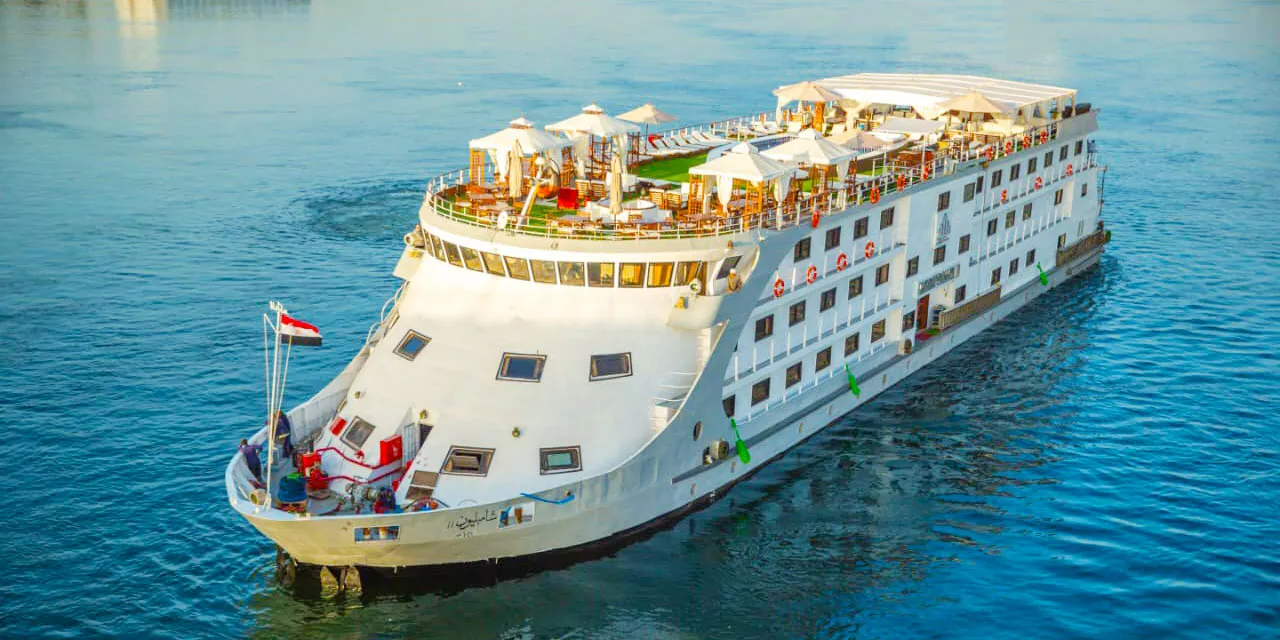 11 Days Pyramids, Nile Cruise & Hurghada Holiday