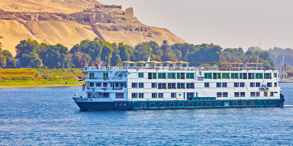 What to Wear For A Nile Cruise - Trips In Egypt