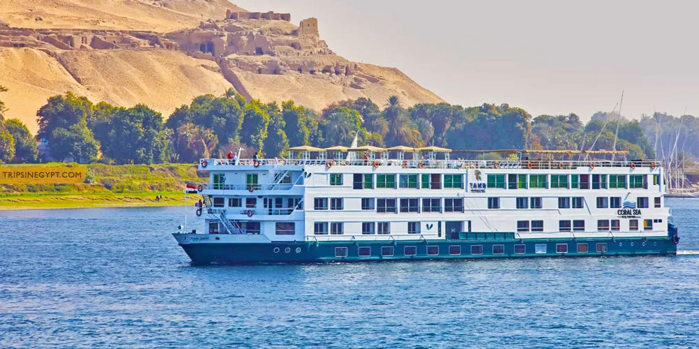 What to Wear For A Nile Cruise - Trips In Egypt