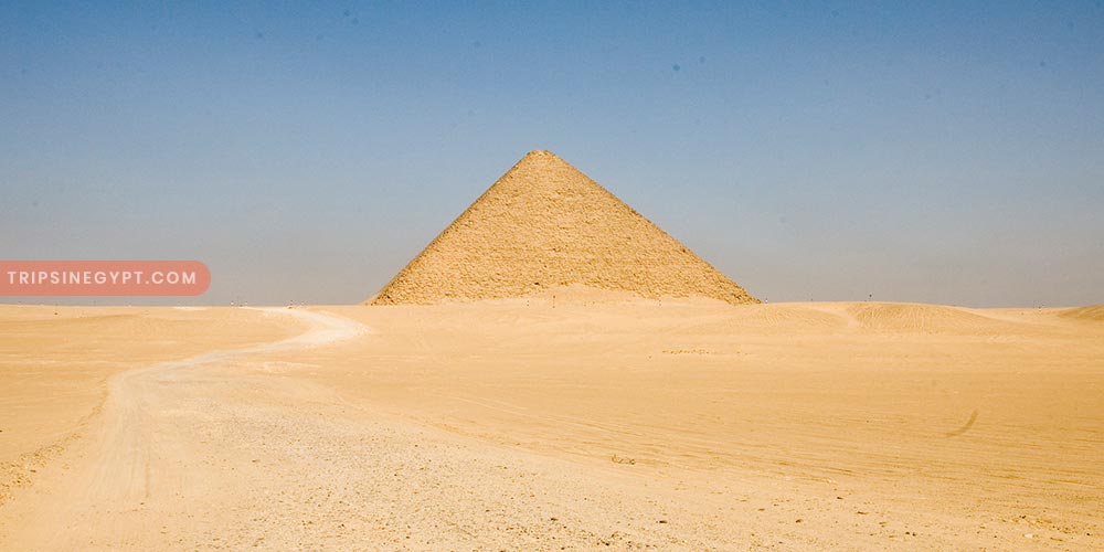 The Red Pyramid - Trips in Egypt
