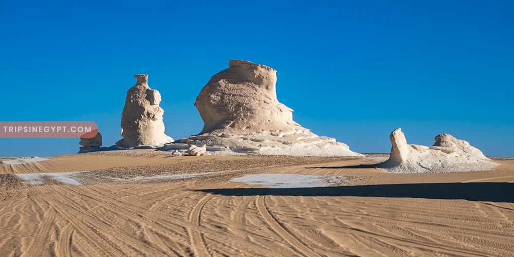The Valley of Agabat White Desert - Trips in Egypt (3)
