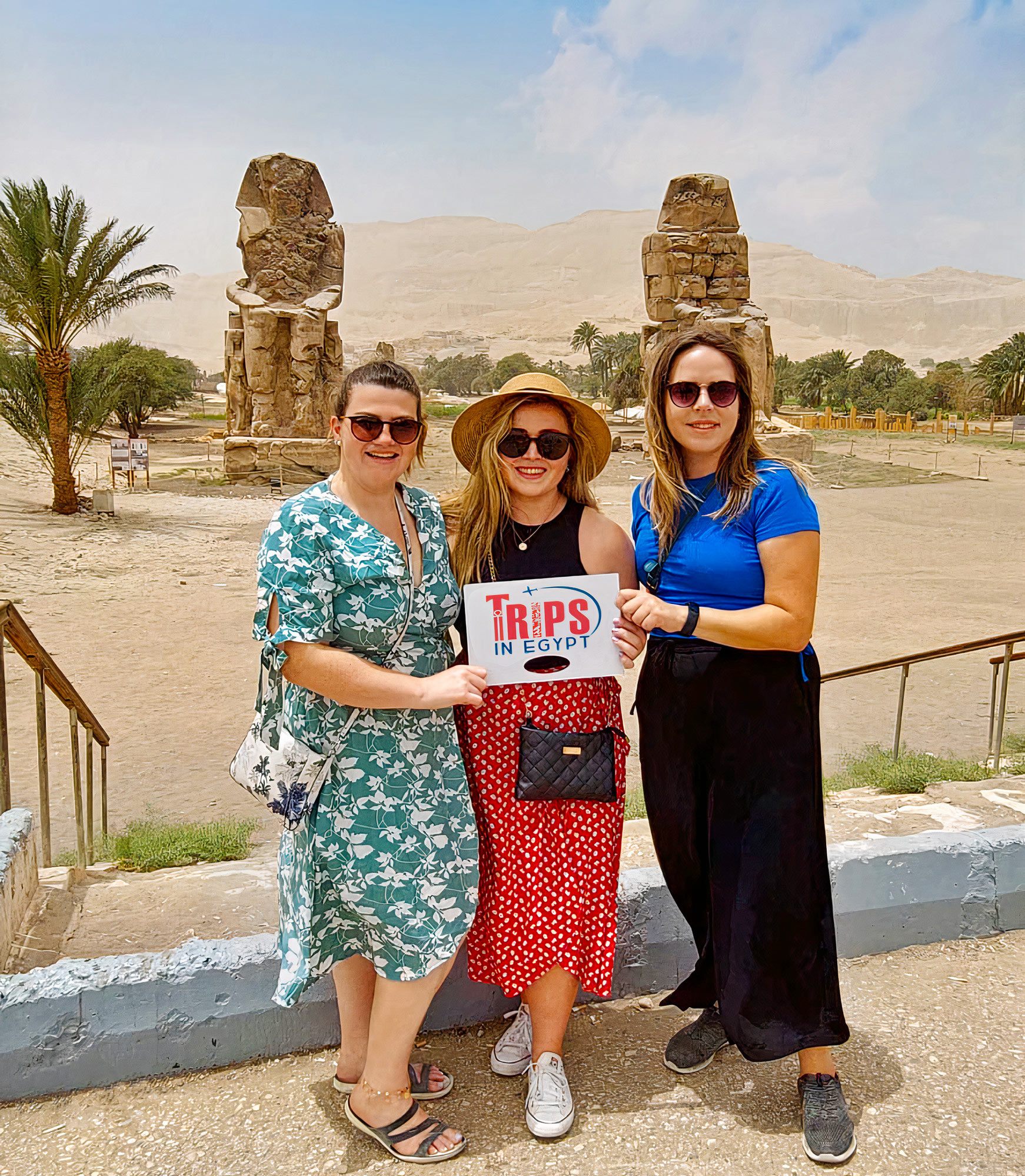 Trips in Egypt Customers at the Colossi of Memnon