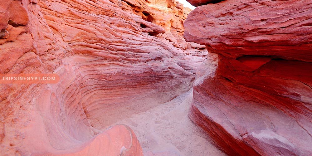 Colored Canyon Gallery (3) - Trips in Egypt