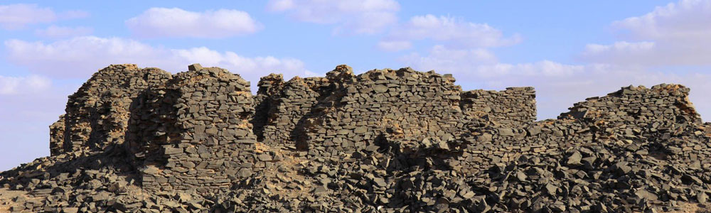 English Mountain Bahariya - Trips In Egypt