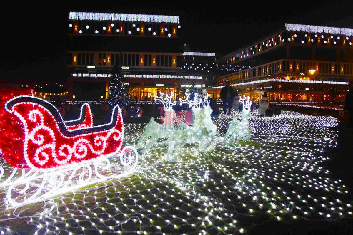 Christmas Decor at Hotel in Cairo - Trips in Egypt