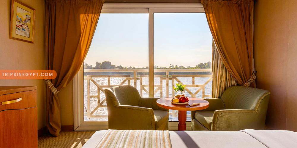 Bedroom of MS Nile Crown I Nile Cruise – Trips in Egypt