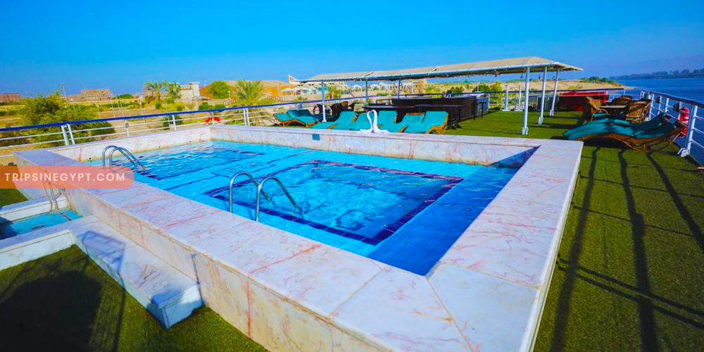 Pool of MS King of Thebes Nile Cruise – Trips in Egypt