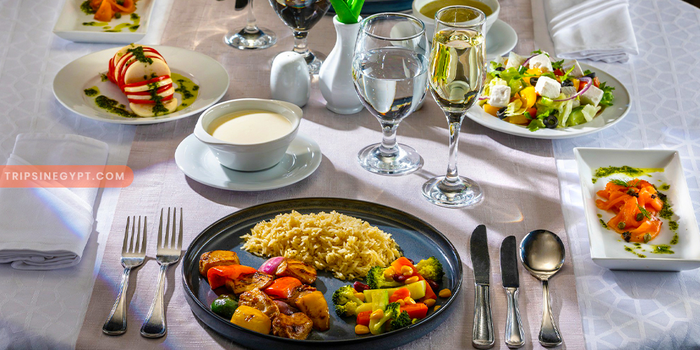 Restaurant of MS Chateau Lafayette Nile Cruise - Trips in Egypt 1