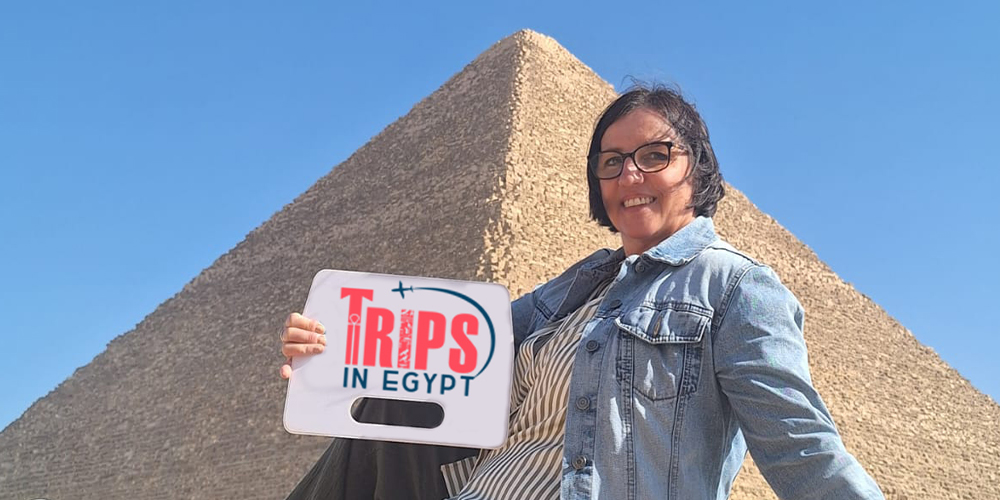 Trips in Egypt Client at Great Pyramid - Trips in Egypt