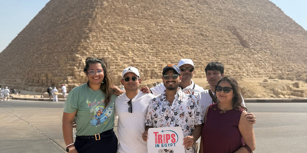Trips in Egypt Clients at Great Pyramid - Trips in Egypt