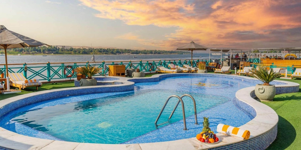 Outdoor Pool of Sonesta Moon Goddess Nile Cruise - Trips in Egypt