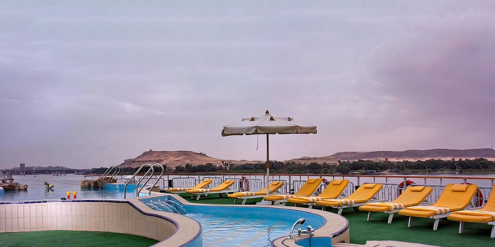 Sun Seck with Swimming Pool of Sonesta Star Goddess Nile cruise - Trips in Egypt