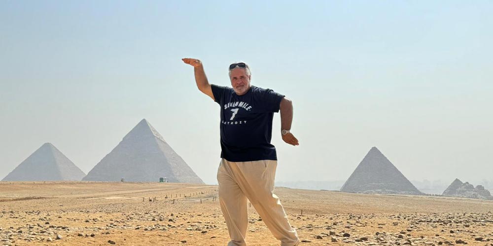 Trips in Egypt Client's at the Giza Pyramids - Trips in Egypt (1)