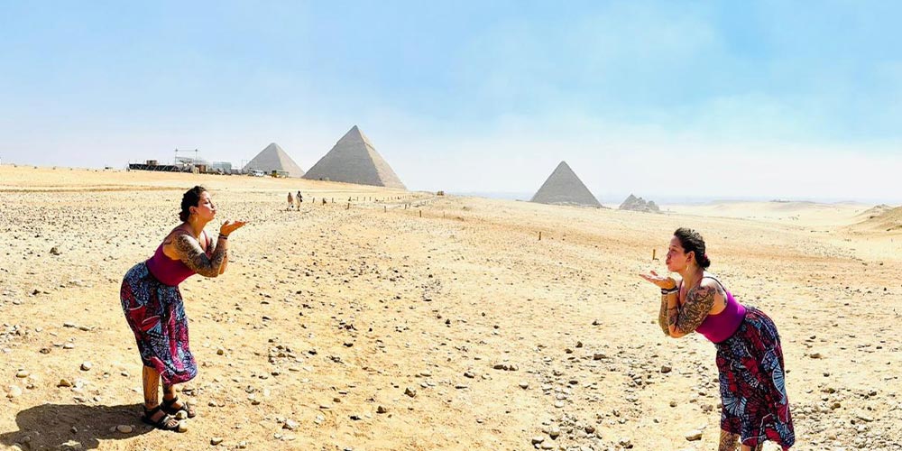 Trips in Egypt Client's at the Giza Pyramids - Trips in Egypt (2)