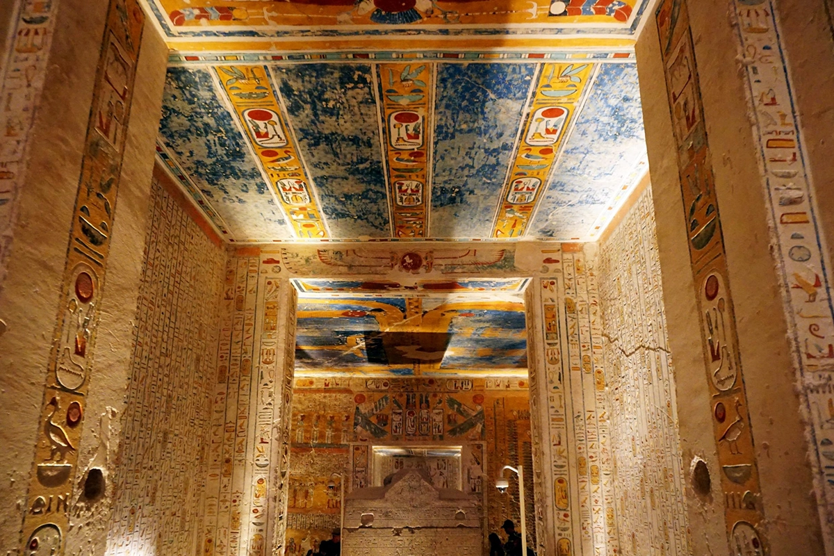 Valley of the Kings Inside - Trips in Egypt.webp